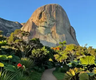 Descubra a Pedra de Santo Antônio em Fagundes: Um Tesouro Natural Descubra a Pedra de Santo Antônio em Fagundes: Um Tesouro Natural